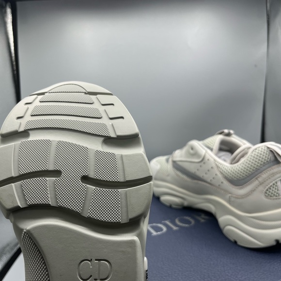 DIOR B22 - Picture 3 of 6